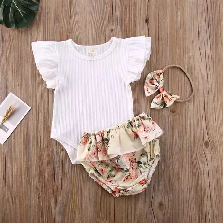 Ribbed White Bodysuit With Floral Bloomers Set